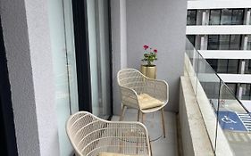 Edificio Curitiba, Apartamento nuevo y céntrico 1B 1D